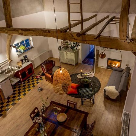 Aan De Holle Weg. Zeer Landelijk Gelegen Verbouwde Stal Tot Woning Nuth 外观 照片