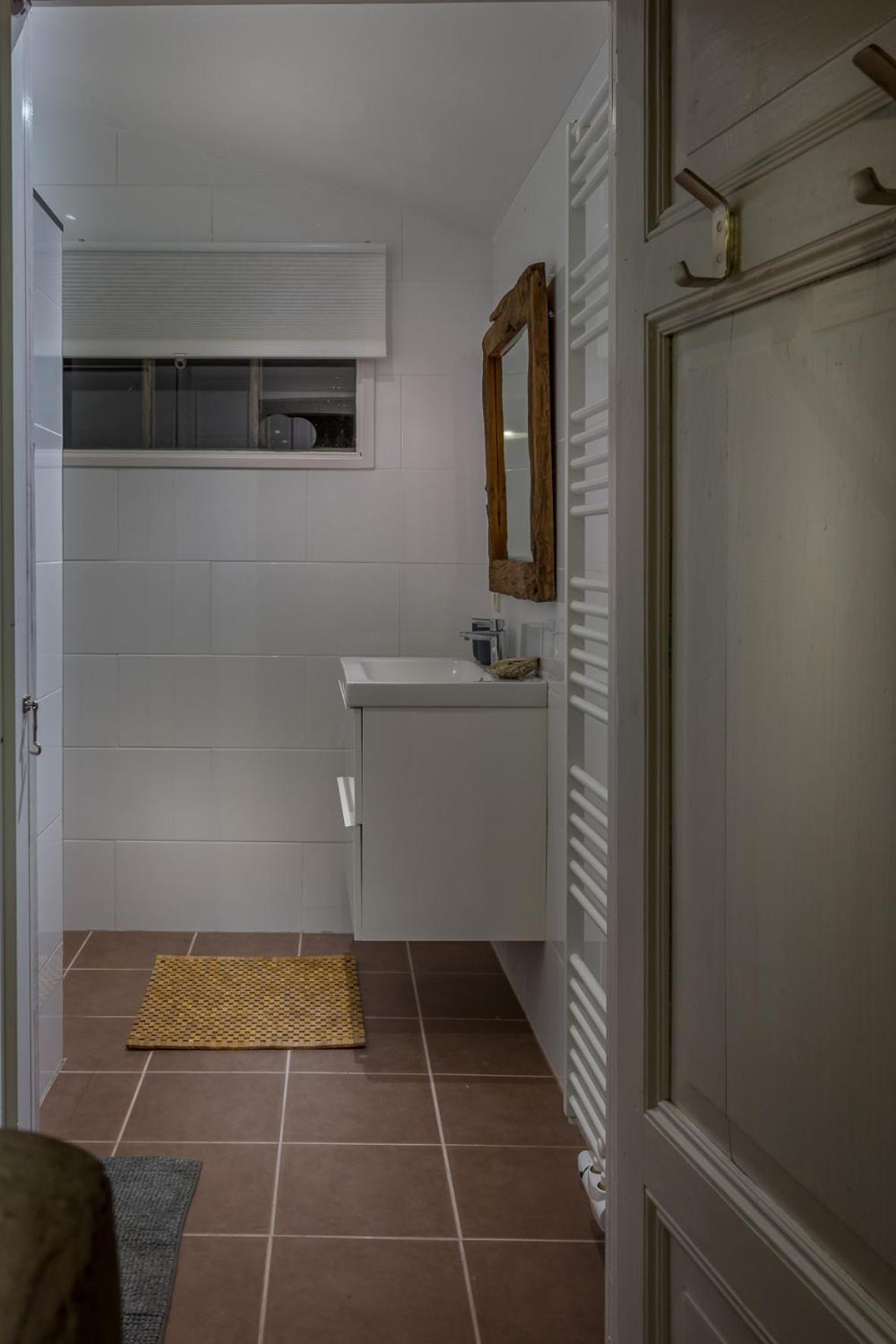 Aan De Holle Weg. Zeer Landelijk Gelegen Verbouwde Stal Tot Woning Nuth 外观 照片